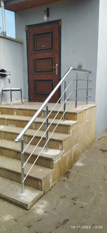 Pilləkən məhəccərləri: Pilləkən məhəccərləri — 14