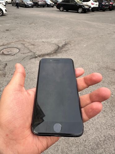 iphone 5s ekran: IPhone 8, 64 ГБ, Черный
