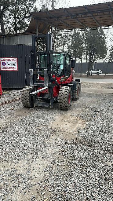 силив: 🚜 Japan Start — аренда вилочного погрузчика 4WD Ищете надежную технику — 2