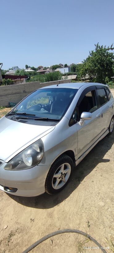 нода фит: Honda Fit: 2001 г., 1.3 л, Автомат, Бензин, Хэтчбэк