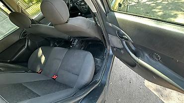 крыло на фит: Ford Focus: 2003 г., 1.6 л, Механика, Бензин, Хэтчбэк — 8