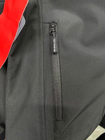 секс хан: Мужская куртка, Все размеры, Helly Hansen, Новый, цвет - Черный, Самовывоз — 3