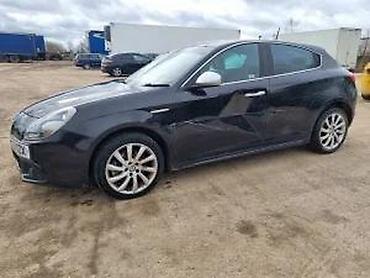 sa staklom: Alfa Romeo Giulietta prednje levo staklo. Alfa Romeo Giulietta prednje — 1