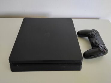 Video Games & Consoles: Sony Playstation 4 slim / Fifa 24 Konzola Sony PlayStation 4 Slim