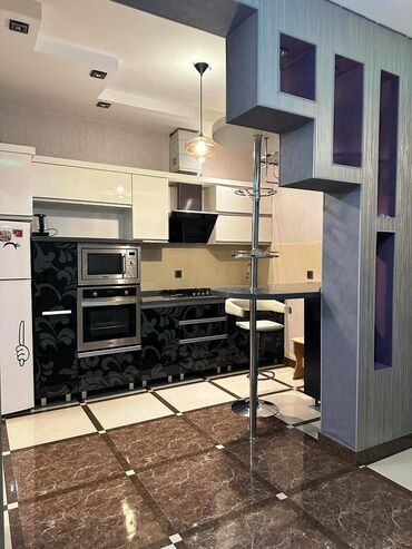 Uzunmüddətli kirayə mənzillər: Xətai Rayonu, Xətai metrosu yaxınlığında. 18 mərtəbəli yeni tikili — 9