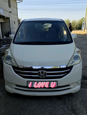 москвич ош: Honda Stepwgn: 2008 г., 2 л, Автомат, Бензин, Универсал