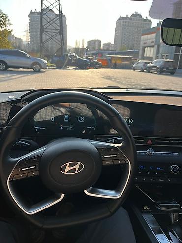 mersedes vario: Hyundai Elantra: 2024 г., 1.5 л, Вариатор, Бензин, Седан — 6