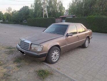 ролики мерс: Mercedes-Benz W124: 1992 г., 2.3 л, Механика, Бензин, Пикап