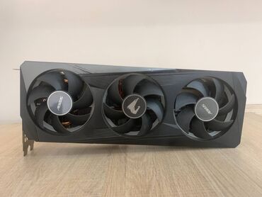 Видеокарты: Видеокарта, Б/у, Gigabyte, GeForce RTX, 12 ГБ, Для ПК