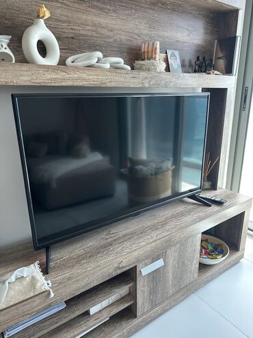 Televizorlar: Televizor Nikai Led 50"