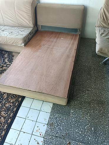 Прямой диван, Б/у