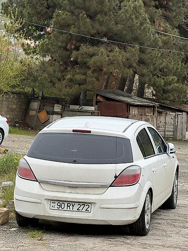 Opel Astra: 1.3 l | 2006 il 320000 km Hetçbek