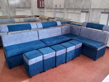 Кухонные мягкие уголки: Уголок кухонный, 2.5х1.5, 190х90, 5 пуфик, доставка есть, рассрочки — 5