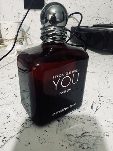 масляный парфюм: Emporio Armani Stronger With You Parfum — самая чувственная и