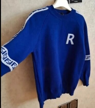 qadınlar üçün krujevalı sviterlər: Кофта, Fendi, XL (EU 42)