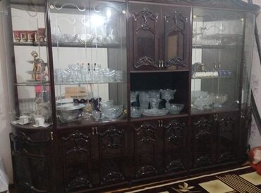 Divanlar: Yeni, Açılan, Düz dolab, Qorka, Almaniya