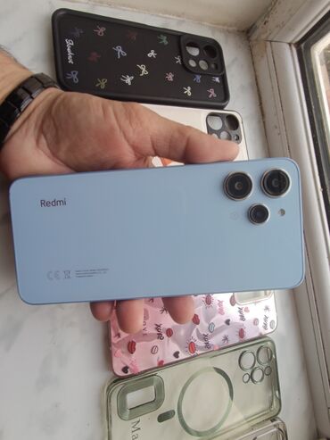 Xiaomi: Redmi 12 Redmi 12 8_RAM__'128GB yaddaş TƏZƏ vəziyyətdə. Hec bir — 8