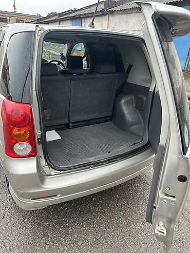 Toyota: Toyota Raum: 2003 г., 1.5 л, Автомат, Бензин, Минивэн — 10