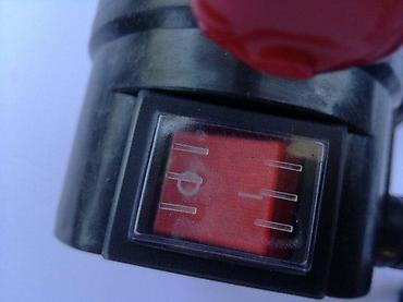 Ostali električni alati: Prenosna 12V pumpa za gorivo/ulje sa auto-kleštima - Napajanje: 12 V — 4