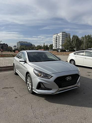 Hyundai Sonata: 2021 г., 2 л, Автомат, Бензин, Седан