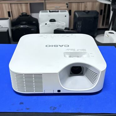 Proyektorlar: İşlənmiş Stasionar Proyektor Ödənişli çatdırılma — 33