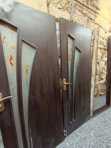 Giriş qapıları: İşlənmiş Giriş qapısı 80x200 sm Çərçivə ilə, Ünvandan götürmə — 8