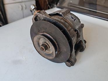 Auto delovi: Alternator Lada 21213 Niva,2104,2107 Riva br.1. Polovno, ocuvano — 1