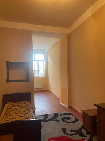 Köhnə tikili: Bakı, Bakıxanov qəs., 4 otaqlı, Köhnə tikili, 70 kv. m — 5