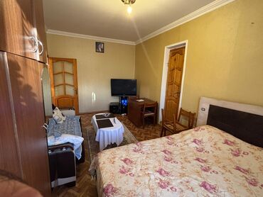 Uzunmüddətli kirayə mənzillər: Şexsi menzilim.WhatsApp aktiv.Nerimanov rayonu Life centrın arxası, 39 — 4