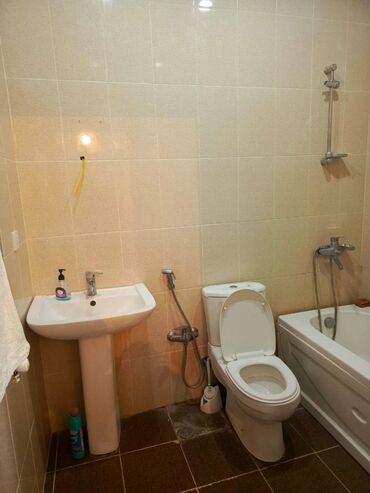 Uzunmüddətli kirayə mənzillər: DİQQƏT Mənzildə Paltaryuyan və TV və pərdə yoxdur ona görə ucuz — 8