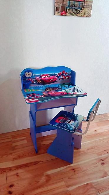 inversiya masası: Uşaq üçün yazı masası və stul dəsti – “Cars” (Şimşək Makkuin) temalı — 2