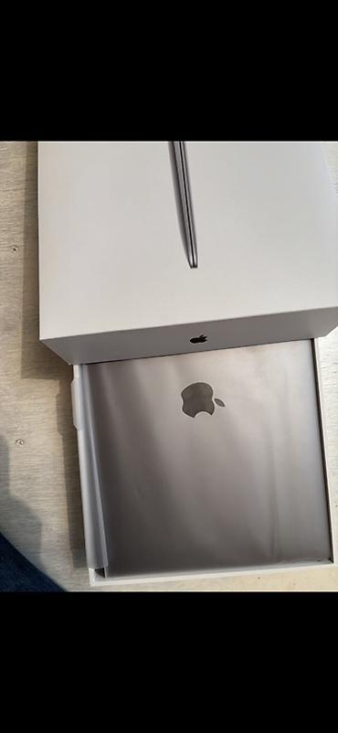 Ноутбуки Apple (MacBook): Apple MacBook Air 13" ✅ 16 ГБ RAM (это лучше и дороже, чем — 1