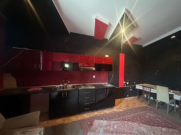 Həyət evləri və villaların satışı: 4 otaqlı, 140 kv. m — 10