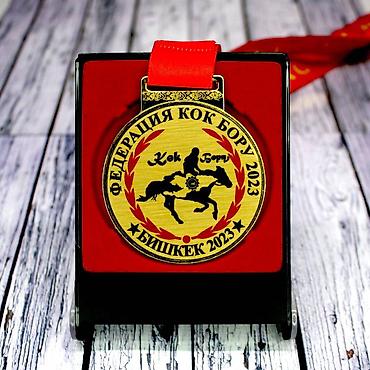 Значки, ордена и медали: Медали с вашим текстом на заказ с любым текстом за короткие сроки — 14