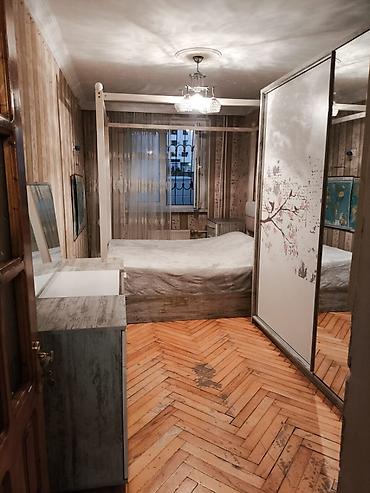 Köhnə tikili: Bakı, 3 otaqlı, Köhnə tikili, m. Həzi Aslanov, 60 kv. m — 3