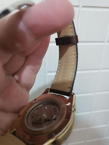 Qol saatları: "Citizen" orijinal qol saatı. 950 $ alınıb. Tam təzədir. Mexanikadır — 5