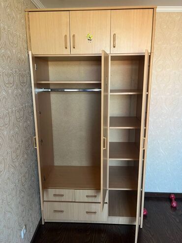 сколько стоит шкаф в прихожую: Продам шкаф для вещей б/у в хорошем состоянии