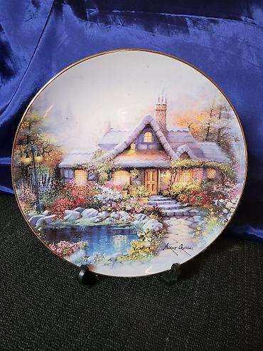 Ostali kućni dekor: Deko tanjir iz 90ih.god.A.Orpinas engleska br.MB 2961. Dekorativni — 1