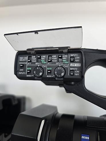 Videokameralar: Sony XDCAM X70 peşəkar video kamera Üzərində 2 batareka adaptr və — 7