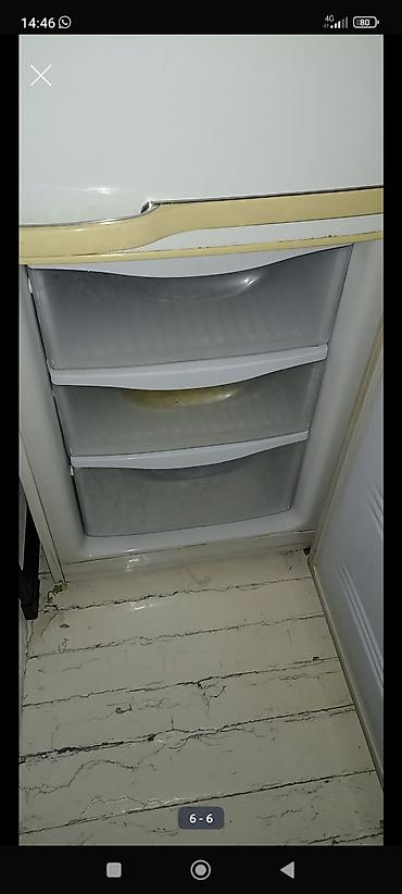 mini refrigerator: Холодильник Samsung, Б/у, Двухкамерный, De frost (капельный), 60 * 180 * 50 — 2