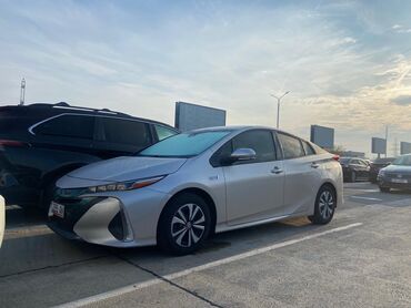 Toyota: Toyota Prius: 2018 г., 1.8 л, Автомат, Электромобиль, Хэтчбэк