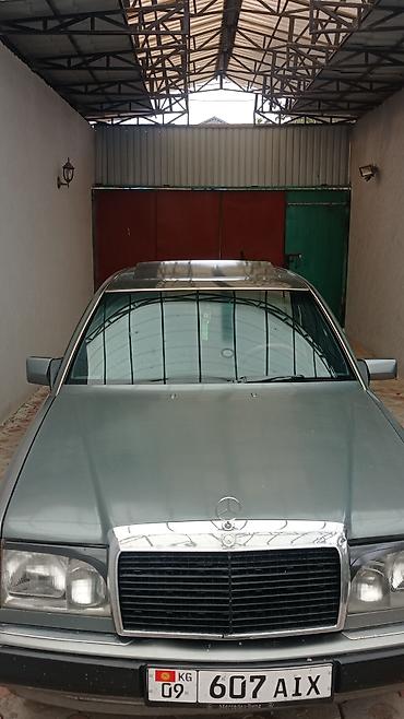 jac т9: Mercedes-Benz W124: 1992 г., 2 л, Механика, Бензин, Седан — 6