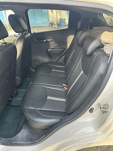 Chevrolet: Chevrolet Spark: 2018 г., 1 л, Вариатор, Хэтчбэк — 7