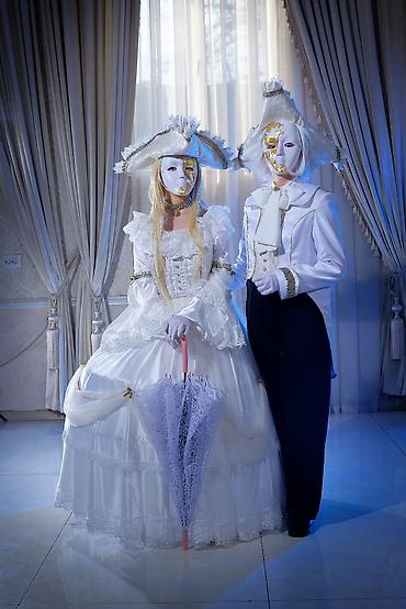 Бальное платье, Длинная модель, XL, В наличии at lalafo.kg Бальное платье, Длинная модель, XL, В наличии