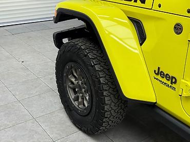 св: Jeep Wrangler: 2022 г., 6.4 л, Автомат, Бензин, Внедорожник — 7