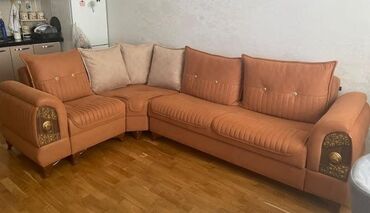 Masalar və oturacaqlar: Künc divan