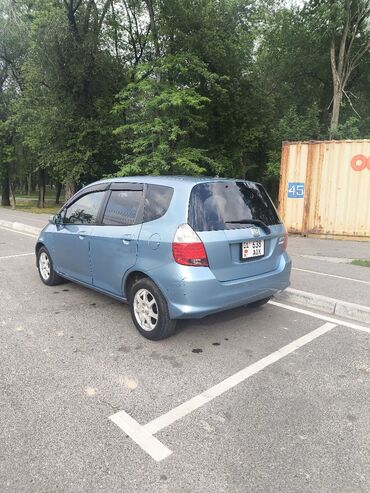 Honda: Honda Fit: 2005 г., 1.3 л, Вариатор, Бензин, Хэтчбэк — 4