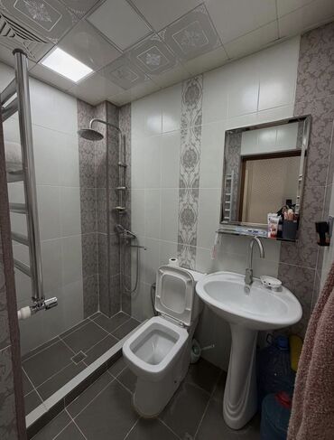 Balkonlar: 56 kv 2 otaq Əşyalı satılır kupca var 6/5i -da lalafo.az — 9 Balkonlar: 56 kv 2 otaq Əşyalı satılır kupca var 6/5i — 9