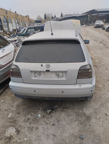 Ötürücü qutuların detalları: Volkswagen Golf III – ehtiyat hissələri üçün - Kuzov: 5 qapılı