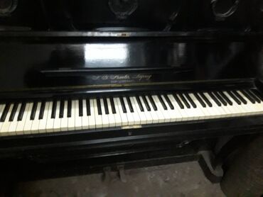 Музыкальные инструменты: Продаю: антикварное пианино производство-германия j. G. Irmler hof -